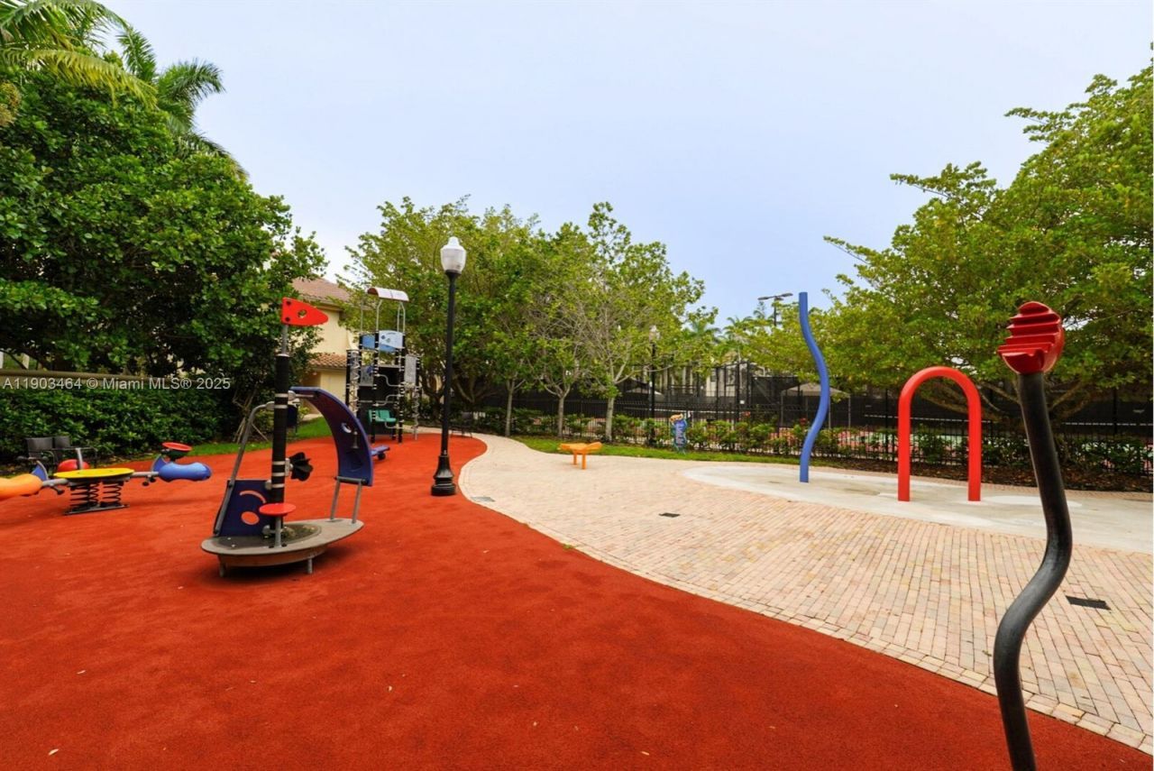 2954 NW 124th Way, Sunrise, FL 33323 Photo