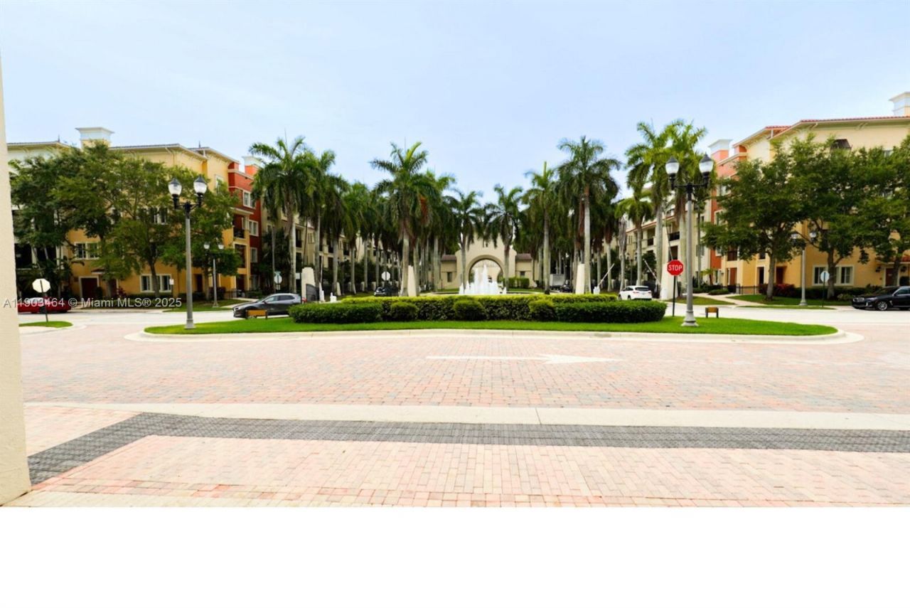 2954 NW 124th Way, Sunrise, FL 33323 Photo