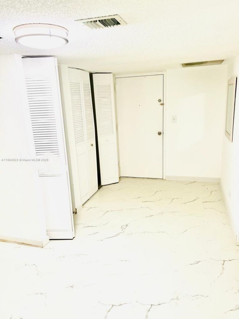 231 174th St, Unit MO-3, Sunny Isles Beach, FL 33160 Photo