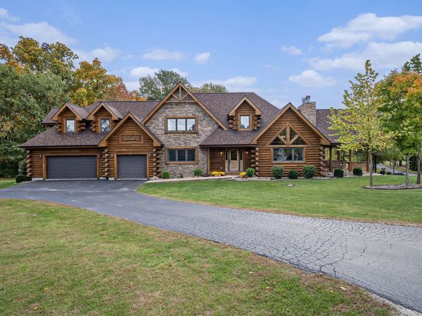 6125 Tulip Lane, Grant Park, IL 60940