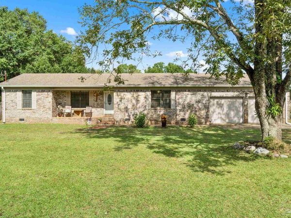 33135 Collier Rd, Lillian, AL 36549