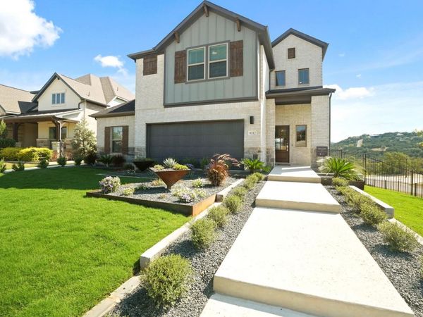 8112 Turning Leaf CIR, Lago Vista, TX 78645