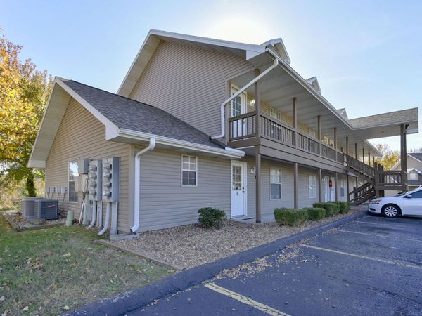 4 Memory Lane, Unit 1, Branson, MO 65616