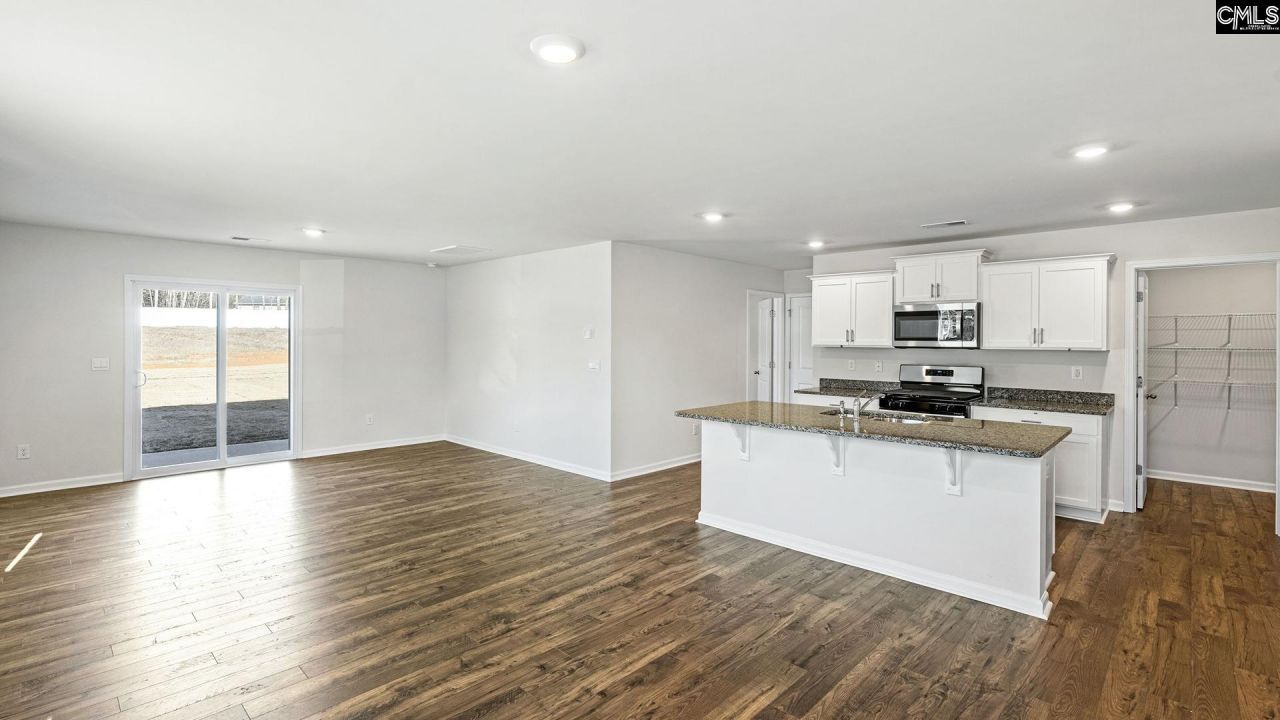 1047 Rampart Court Photo 11