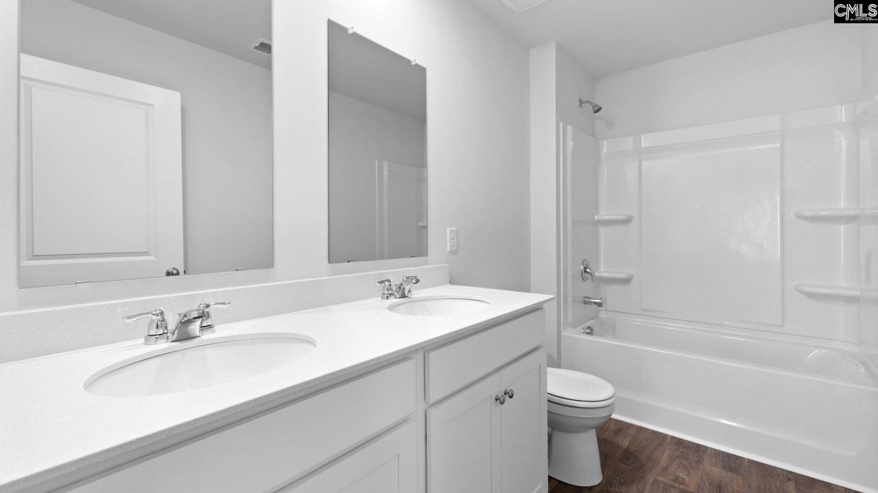 1047 Rampart Court Photo 23