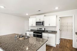 1047 Rampart Court photo 4