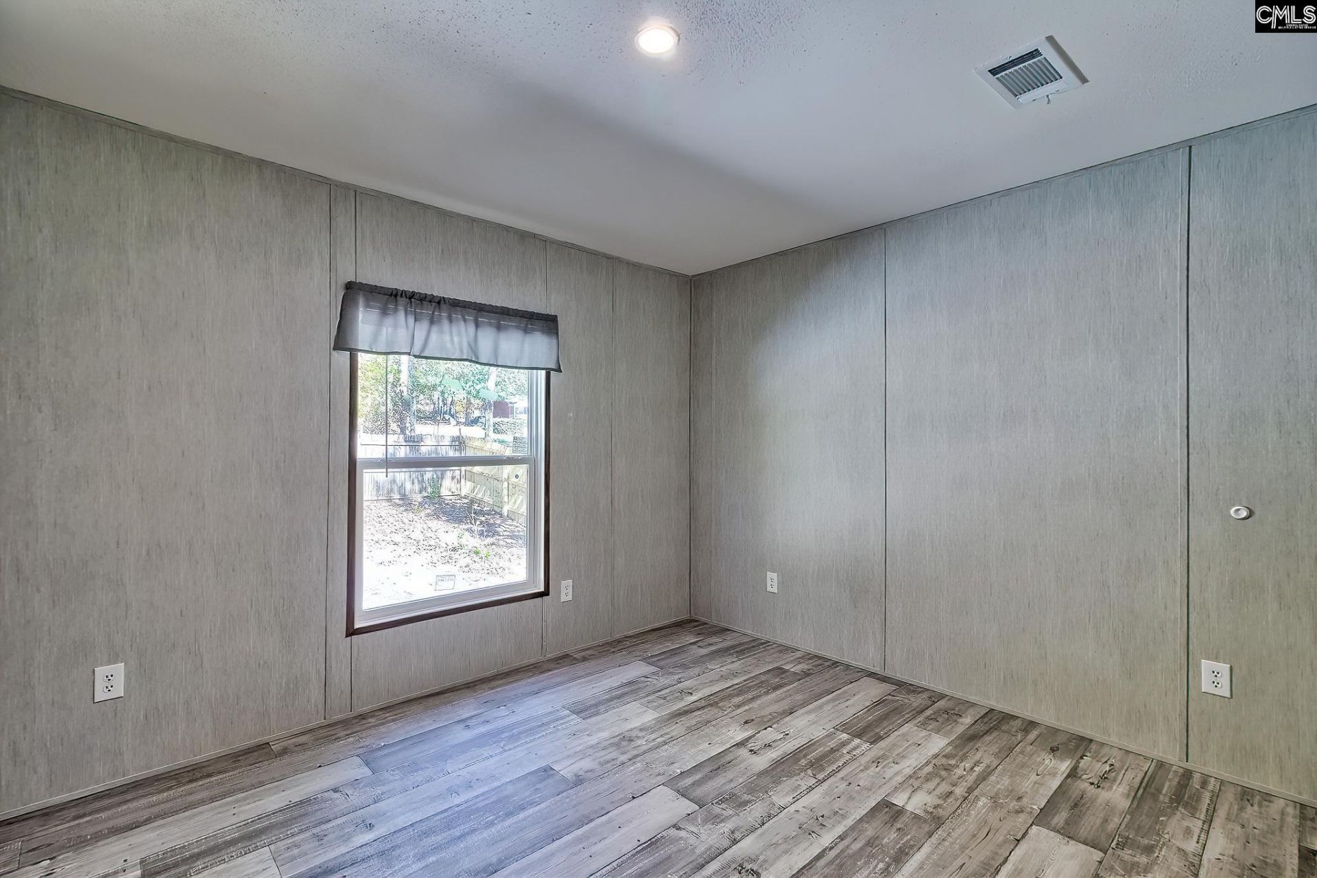 1657 Woodtrail Drive Photo 21