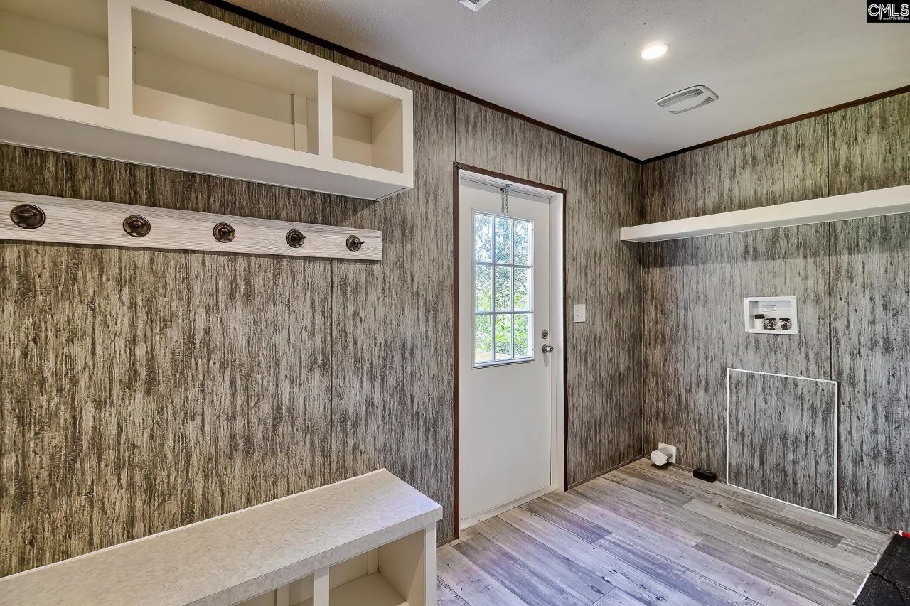 1657 Woodtrail Drive Photo 25