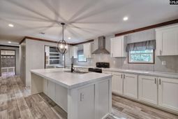 1657 Woodtrail Drive photo 4