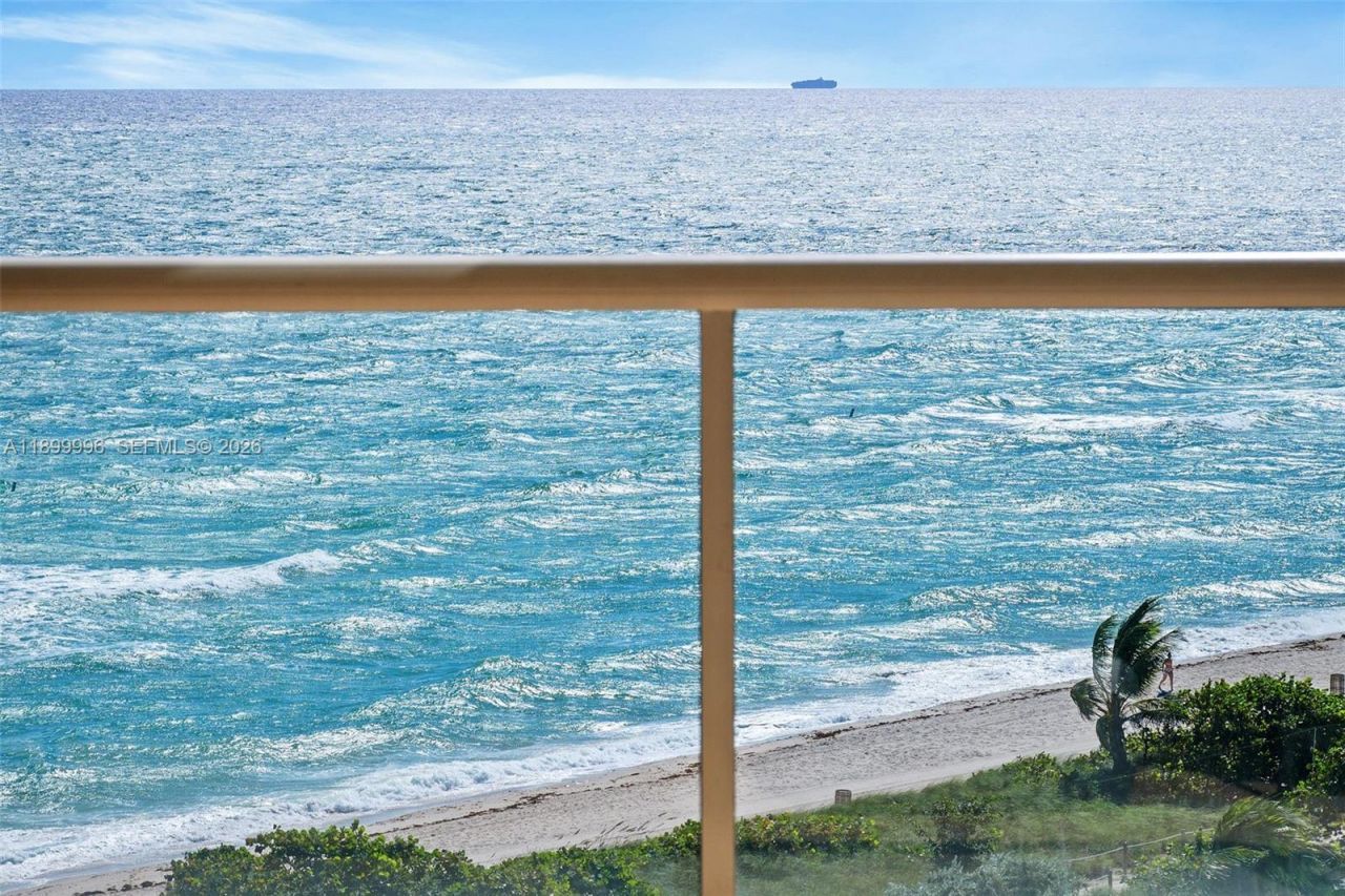 8925 Collins Ave, Unit 9J, Surfside, FL 33154 Photo