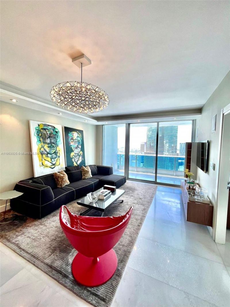 200 Biscayne Boulevard Way, Unit 4310, Miami, FL 33131 Photo