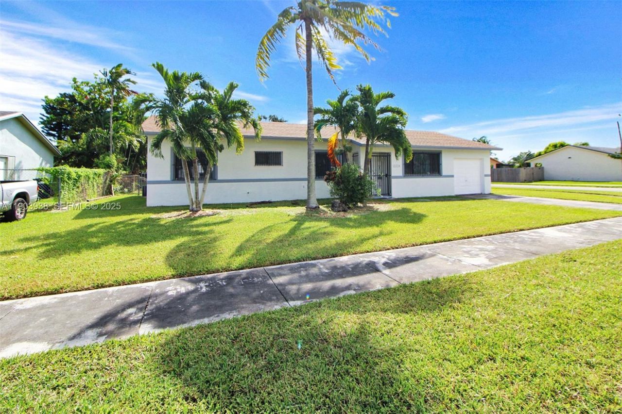 13224 SW 253rd Ter, Homestead, FL 33032 Photo