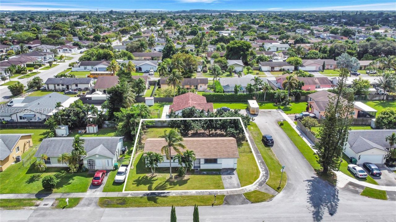 13224 SW 253rd Ter, Homestead, FL 33032 Photo