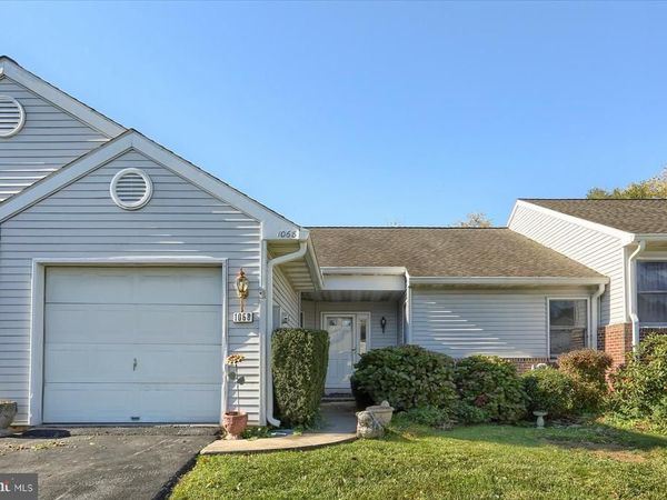 1068 COUNTRY HILL DRIVE, HARRISBURG, PA 17111