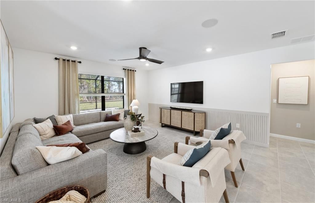 630 Lakeside Oasis Ave, Lehigh Acres, FL 33936 Photo