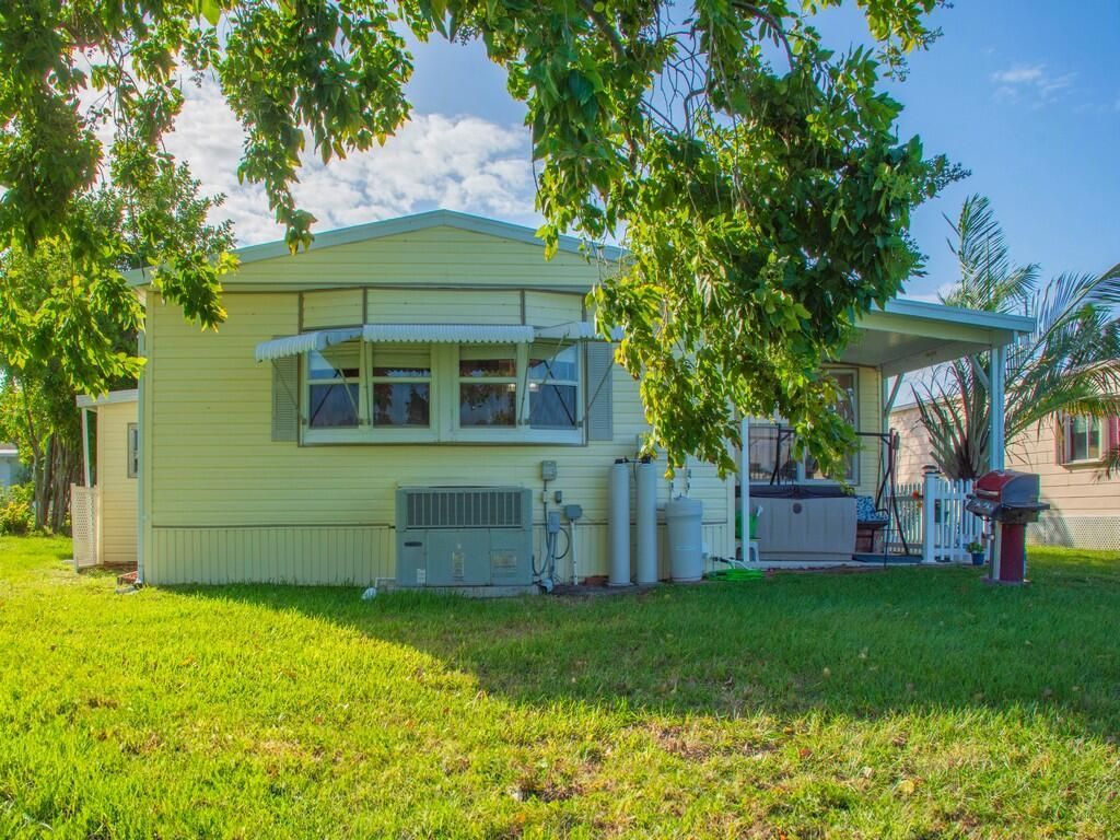 12 Toreador, Port Saint Lucie, FL 34952 Photo