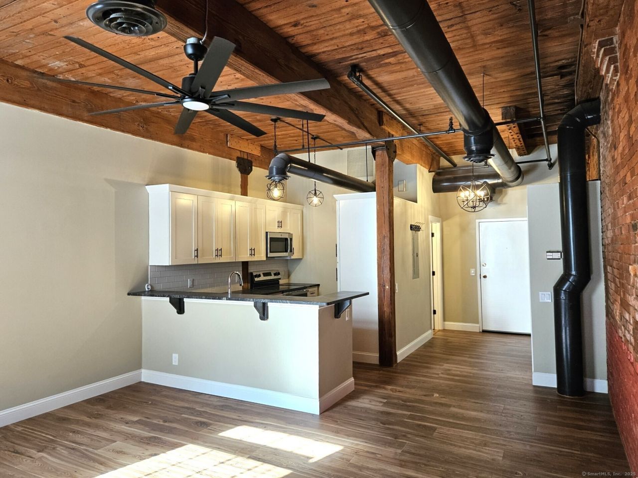 92 Main, Unit Apt 101, Deep River, CT 06417 Main Photo