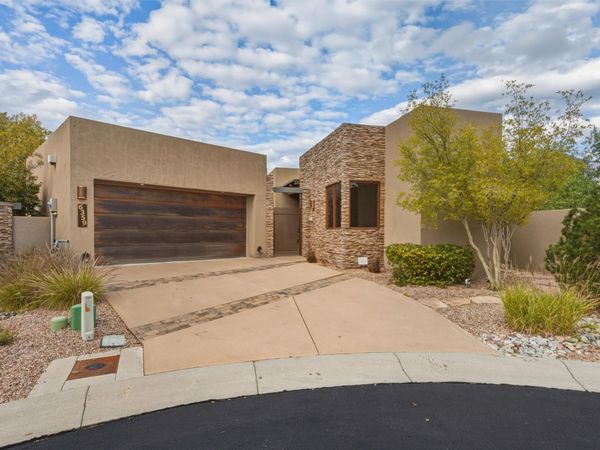 6359 Cliffbrush Lane NE, Albuquerque, NM 87120