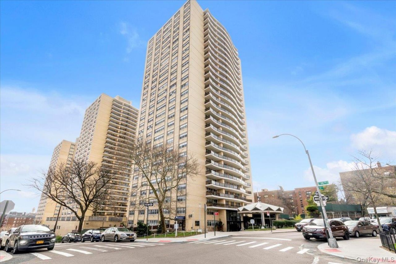 102-10 66th Road, Unit 18G, Forest Hills, NY 11375 Main Photo