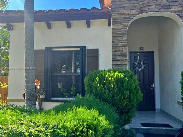 116 NE 25th Ter, Homestead, FL 33033