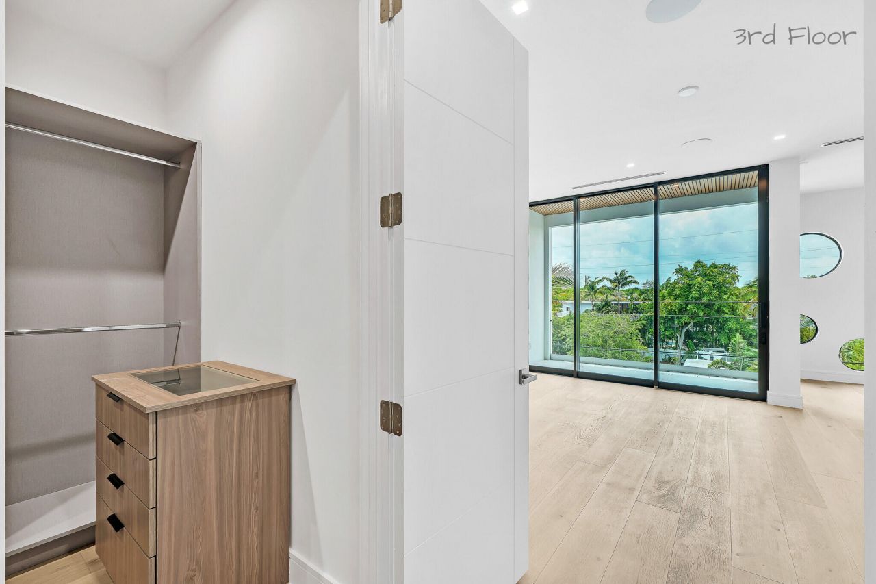 16 Seaside Avenue, Key Largo, FL 33037 Photo