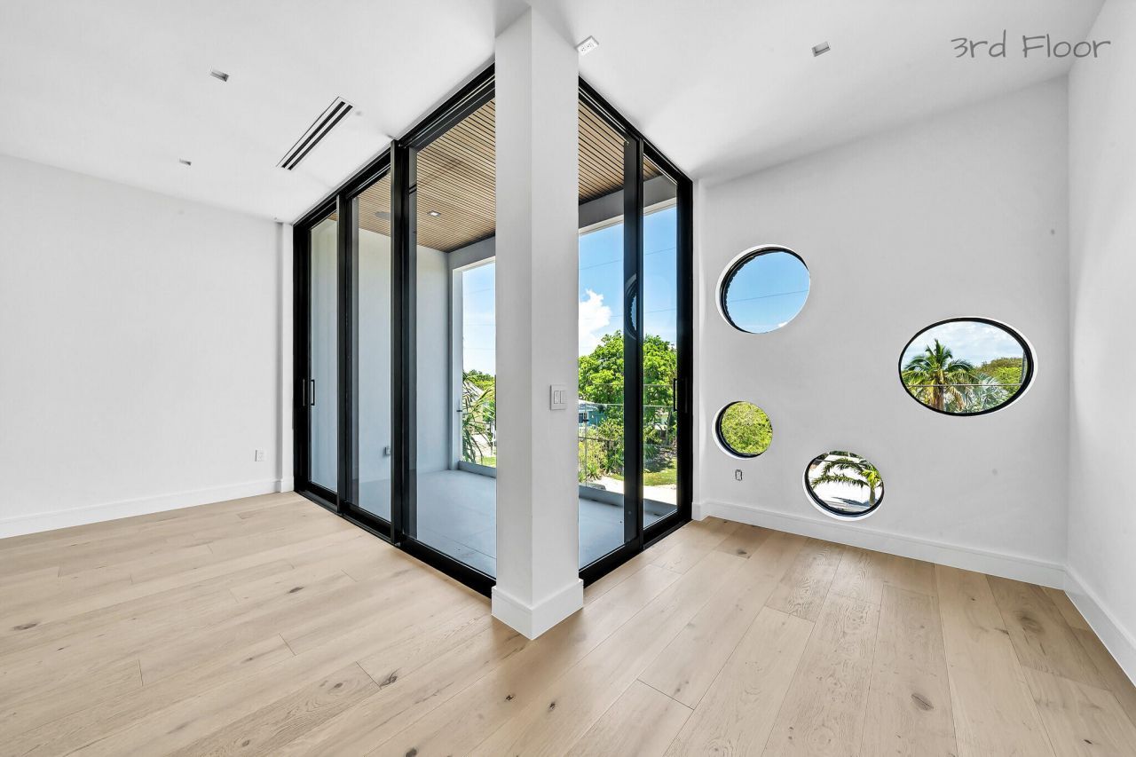 16 Seaside Avenue, Key Largo, FL 33037 Photo