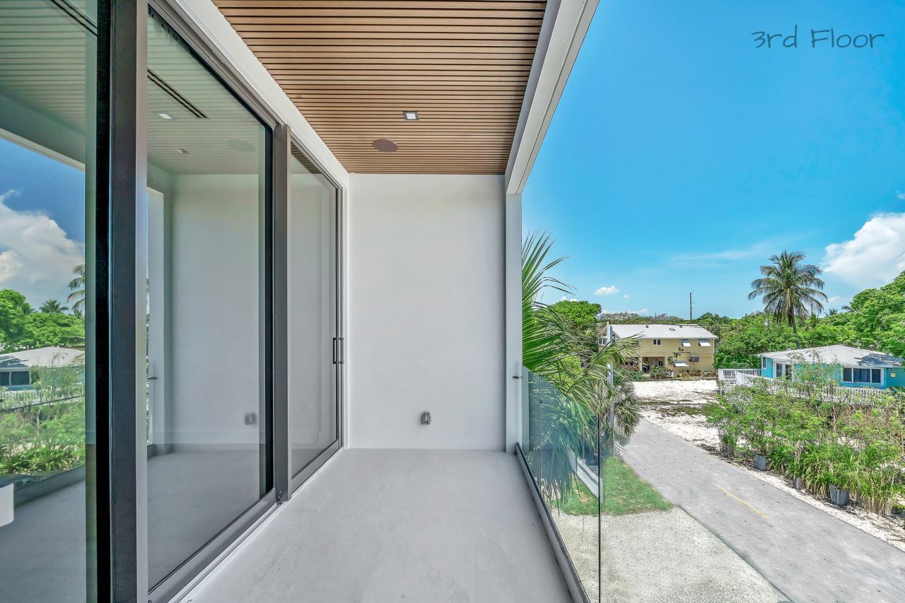 16 Seaside Avenue, Key Largo, FL 33037 Photo