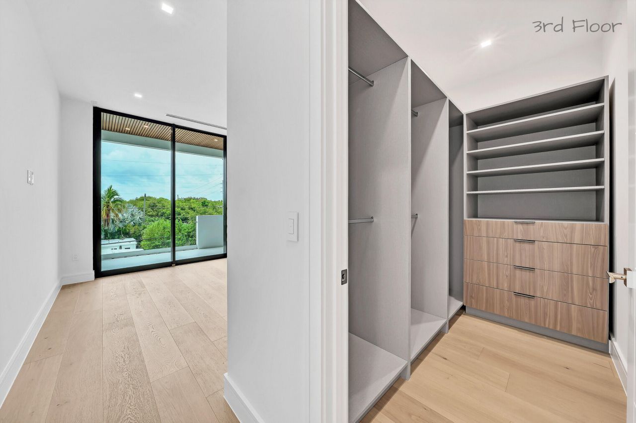 16 Seaside Avenue, Key Largo, FL 33037 Photo