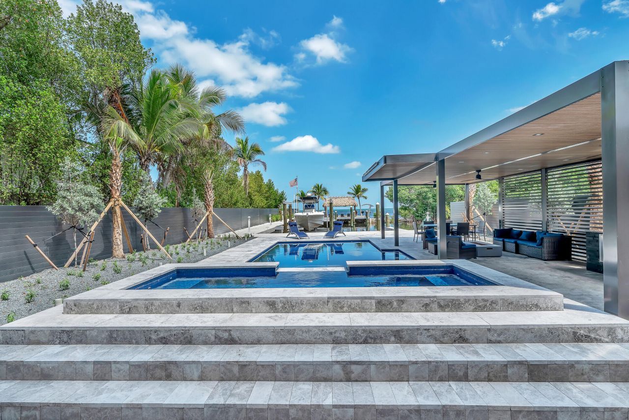 16 Seaside Avenue, Key Largo, FL 33037 Photo