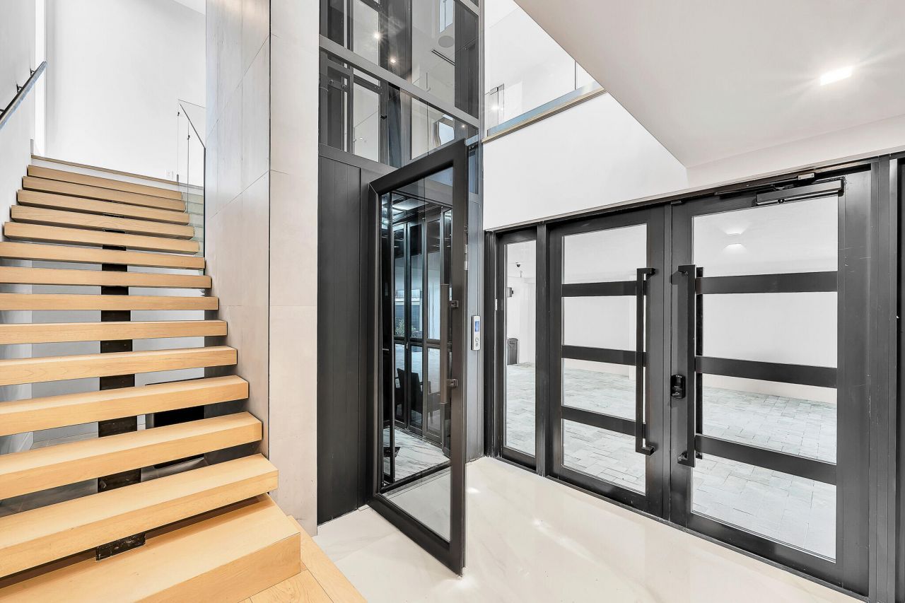 16 Seaside Avenue, Key Largo, FL 33037 Photo