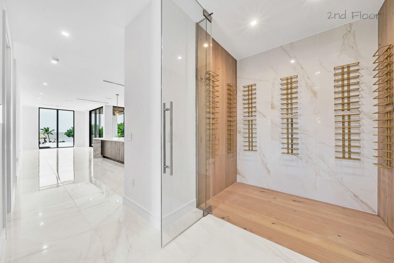 16 Seaside Avenue, Key Largo, FL 33037 Photo