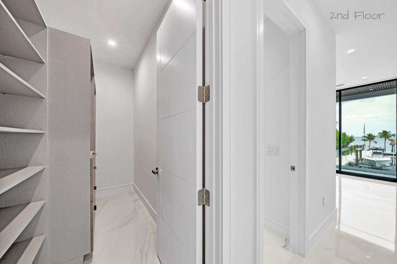 16 Seaside Avenue, Key Largo, FL 33037 Photo