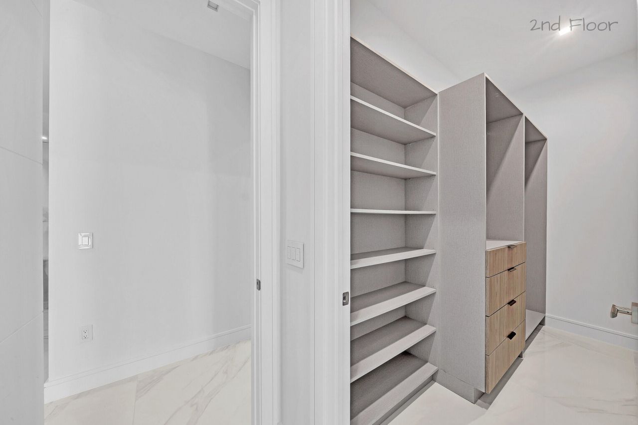 16 Seaside Avenue, Key Largo, FL 33037 Photo