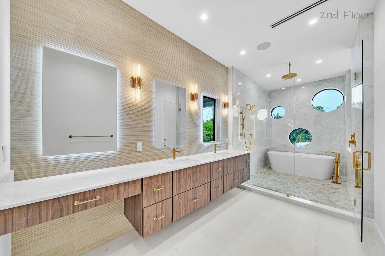 16 Seaside Avenue, Key Largo, FL 33037 Photo