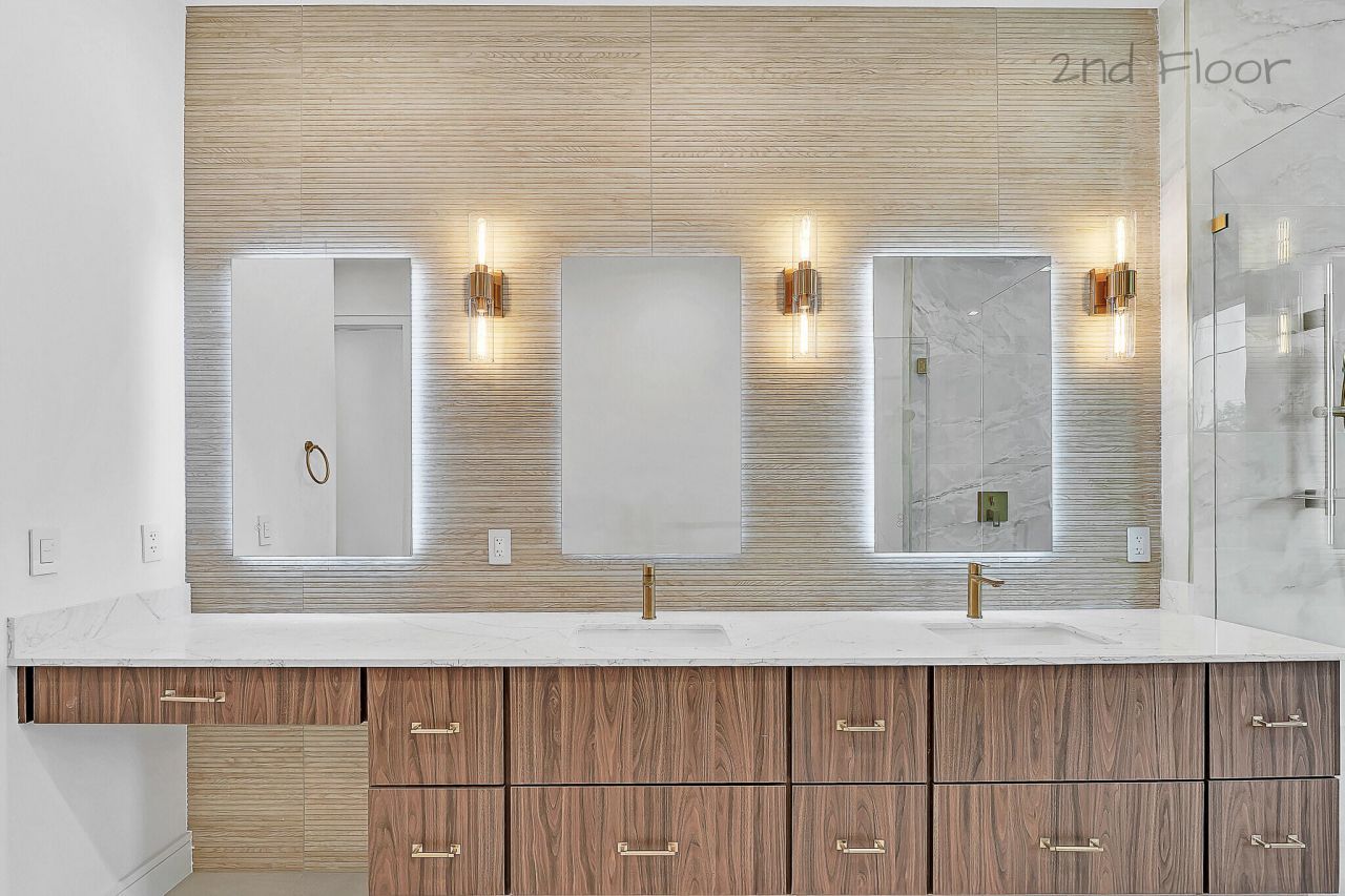 16 Seaside Avenue, Key Largo, FL 33037 Photo