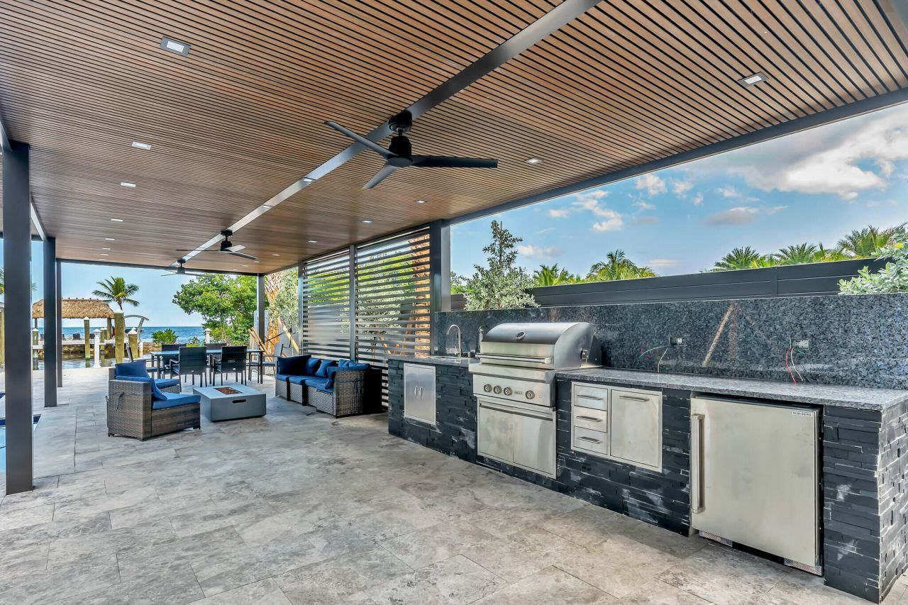 16 Seaside Avenue, Key Largo, FL 33037 Photo