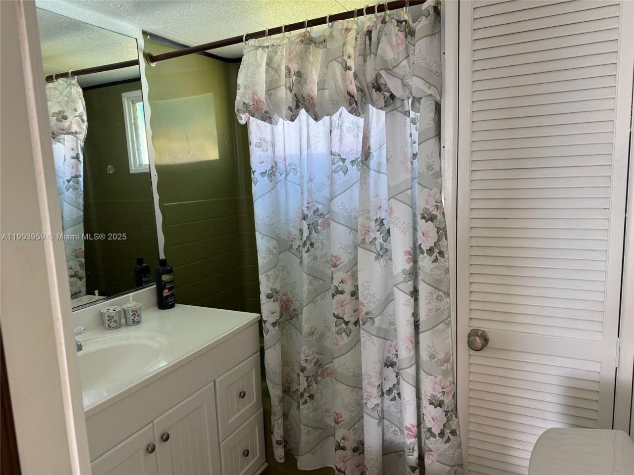 900 Morris Ave, Key Largo, FL 33037 Photo