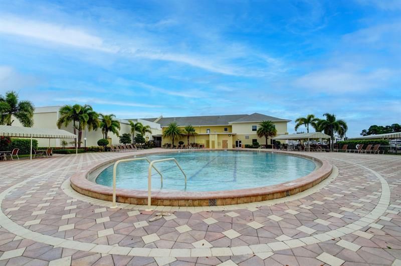 247 Camden K, Unit 247, West Palm Beach, FL 33417 Photo