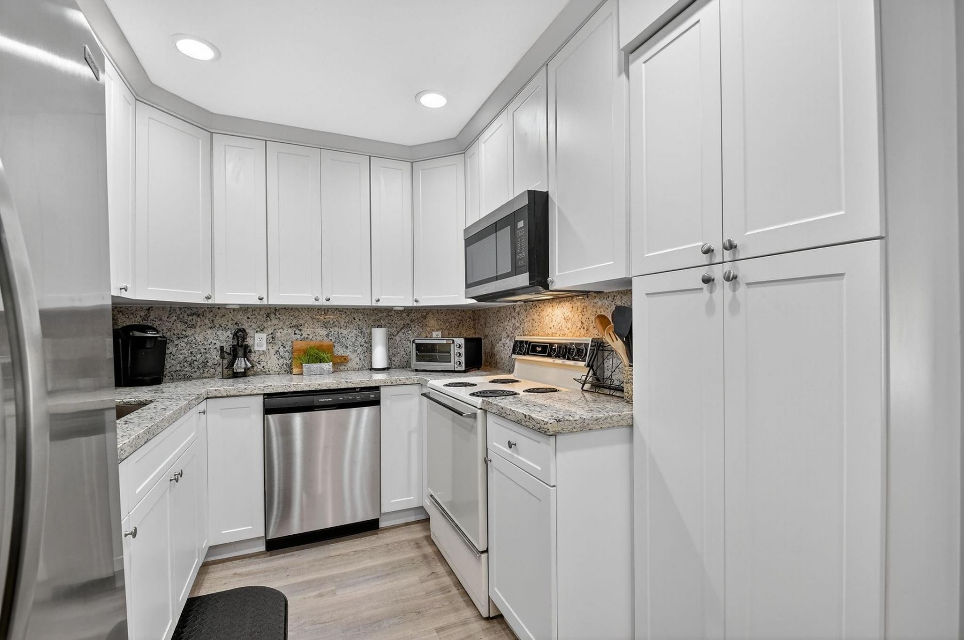 813 Sky Pine Way, Unit D2, Greenacres, FL 33415 Photo