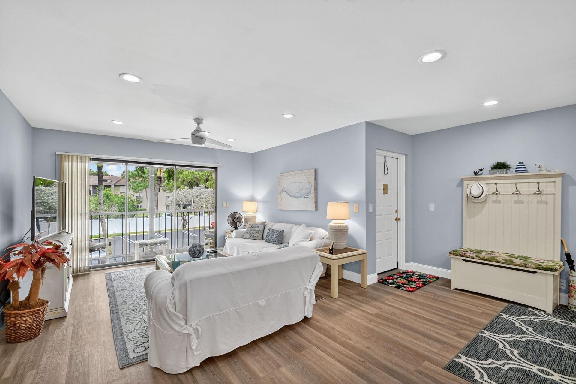 813 Sky Pine Way, Unit D2, Greenacres, FL 33415 Photo