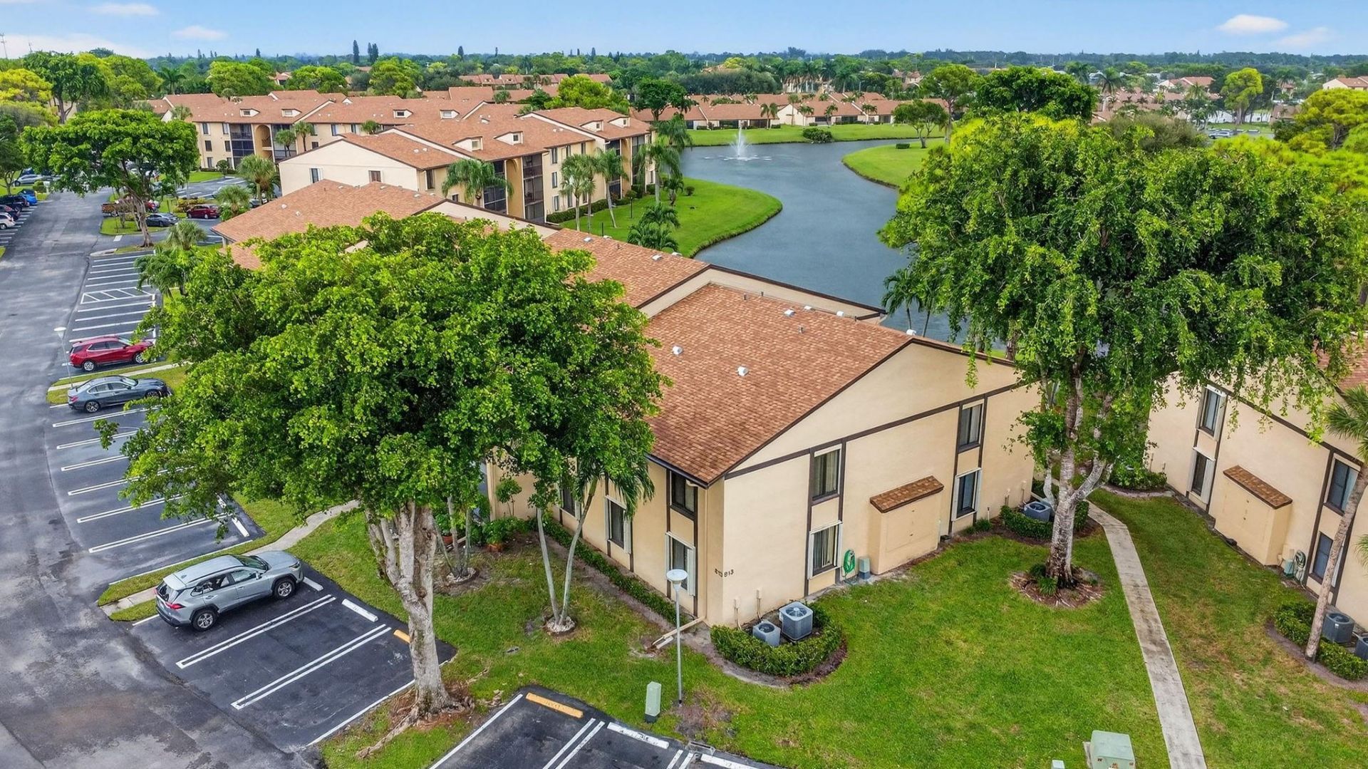 813 Sky Pine Way, Unit D2, Greenacres, FL 33415 Photo