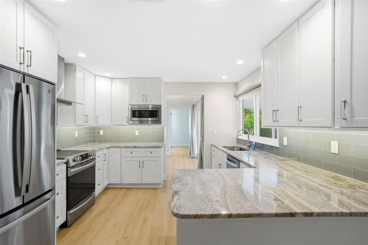 630 Venice Lane, Sarasota, FL 34242 Photo