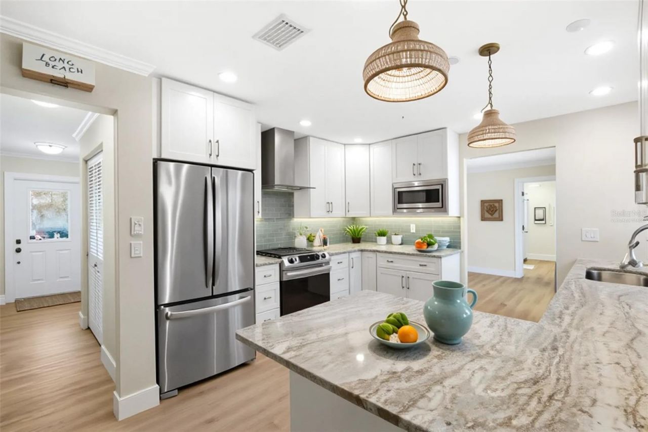 630 Venice Lane, Sarasota, FL 34242 Photo