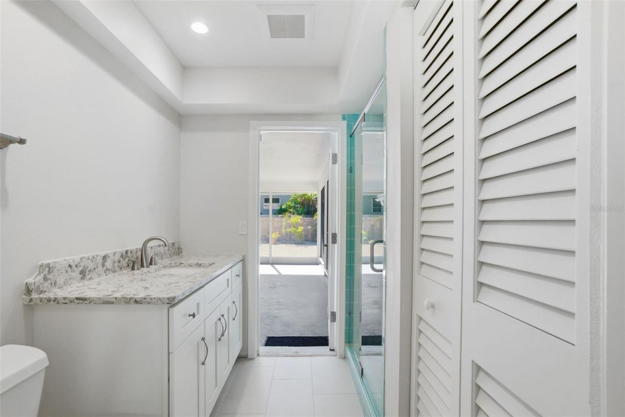 630 Venice Lane, Sarasota, FL 34242 Photo