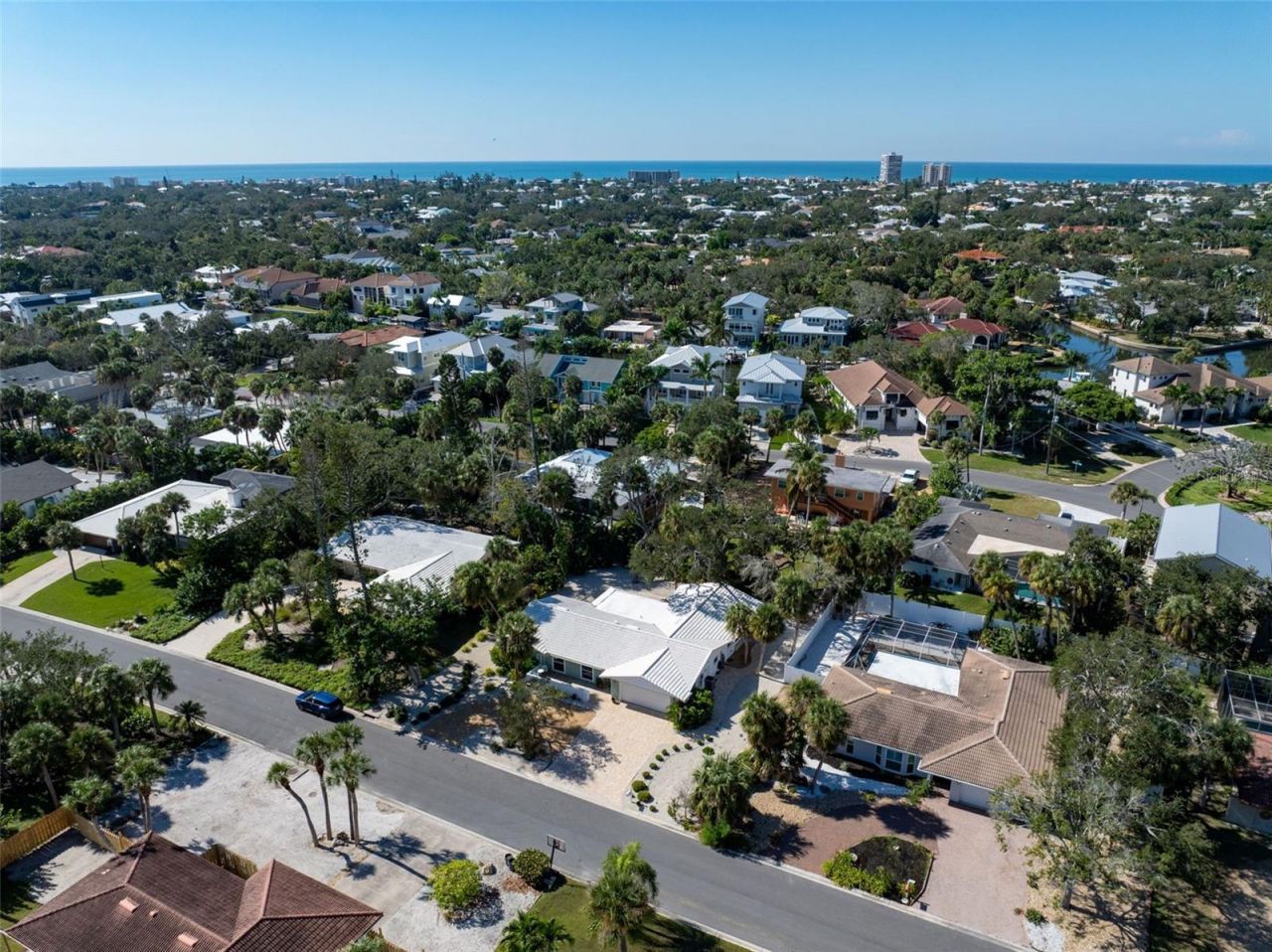 630 Venice Lane, Sarasota, FL 34242 Photo