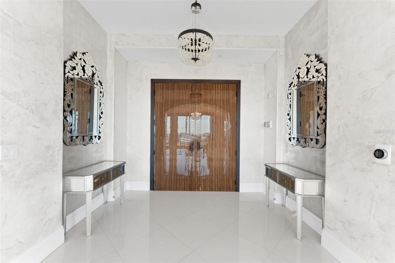 1209 E Cumberland Avenue, Unit 2802, Tampa, FL 33602 Photo