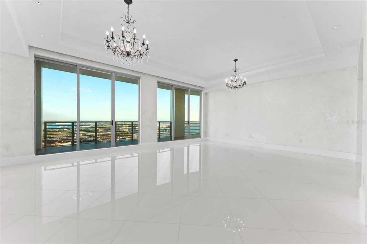 1209 E Cumberland Avenue, Unit 2802, Tampa, FL 33602 Photo