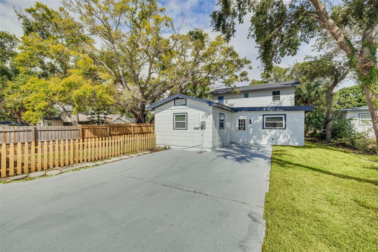 4954 2nd Avenue N, Saint Petersburg, FL 33710 Photo