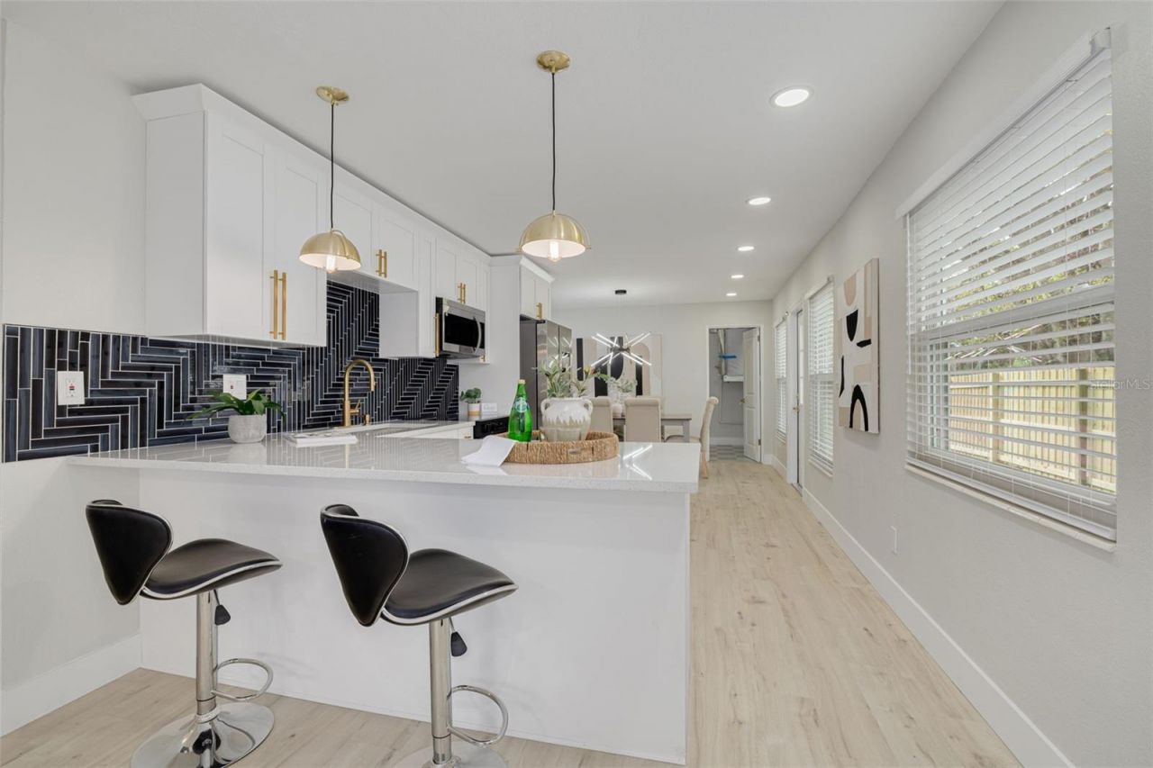 4954 2nd Avenue N, Saint Petersburg, FL 33710 Photo