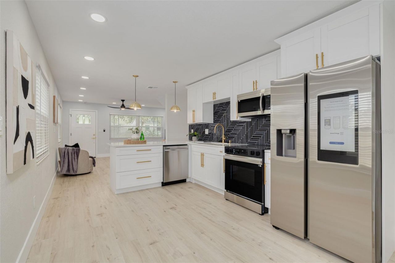 4954 2nd Avenue N, Saint Petersburg, FL 33710 Photo